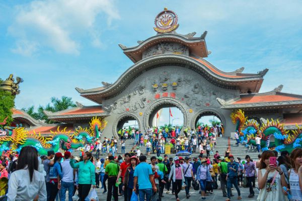 Vé máy bay tết đi Sài Gòn