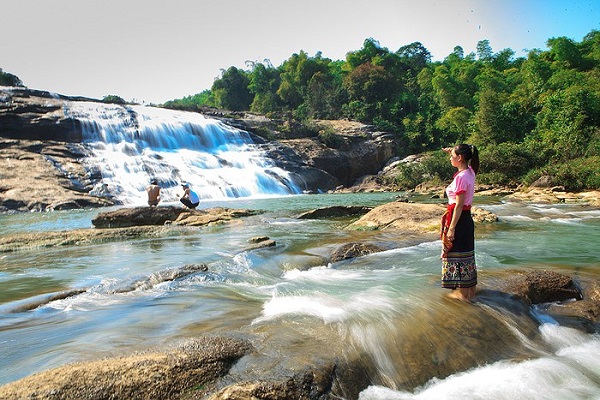 Vé máy bay tết đi Vinh