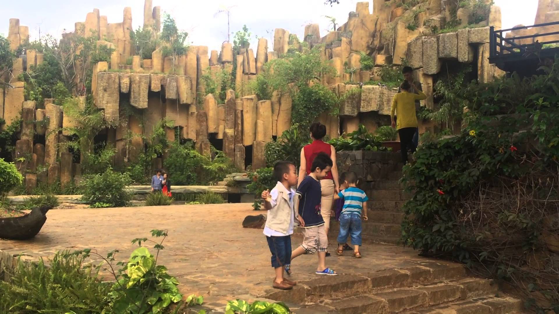 Vé máy bay đi Buôn Mê Thuột