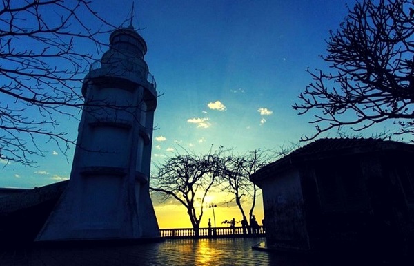 Vé máy bay giá rẻ tháng 7