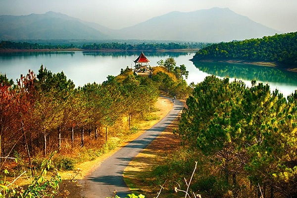 Vé máy bay Sài Gòn Pleiku