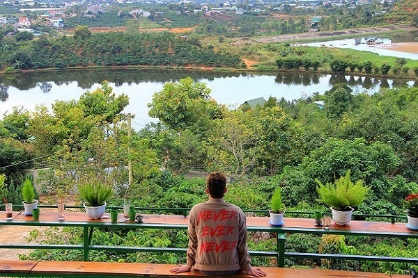 Vé máy bay đi Đà Lạt bao nhiêu tiền?