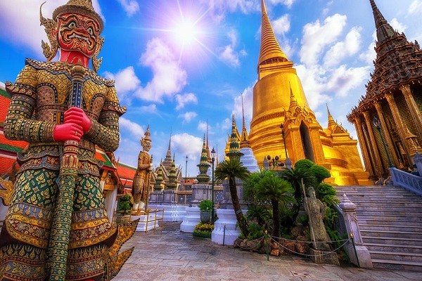 Vé máy bay đi Thái Lan bao nhiêu tiền?