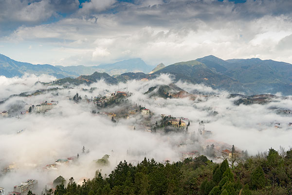 Săn vé máy bay giá rẻ tháng 12